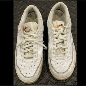 NIKE COURT VINTAGE PREMIUM white (CW1067-100) - women’s size 8,5